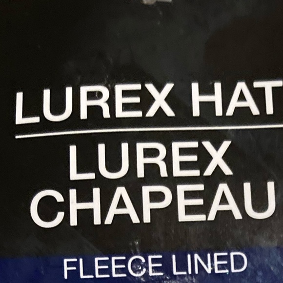 NWT Lurex Fleece Lined Red & Silver Metallic Winter Beanie Hat OSFM - Picture 6 of 9